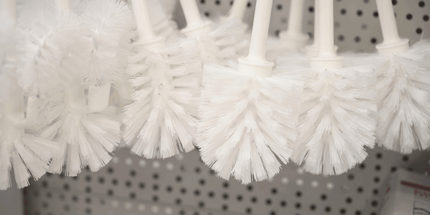 how to clean and store toilet brush