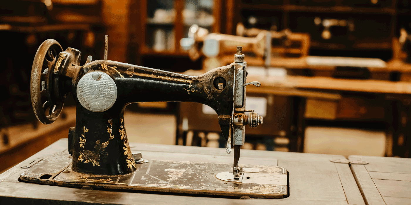 What Is a Treadle Sewing Machine