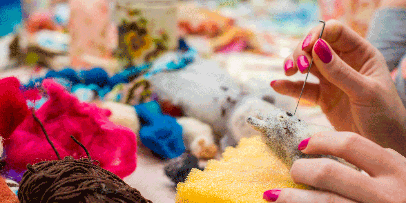 how to make a felt toy