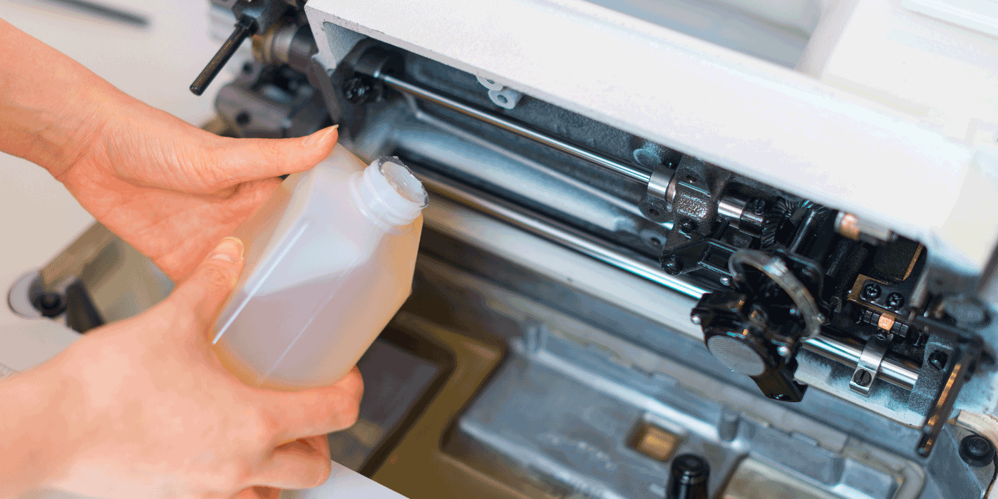 how to oil a sewing machine