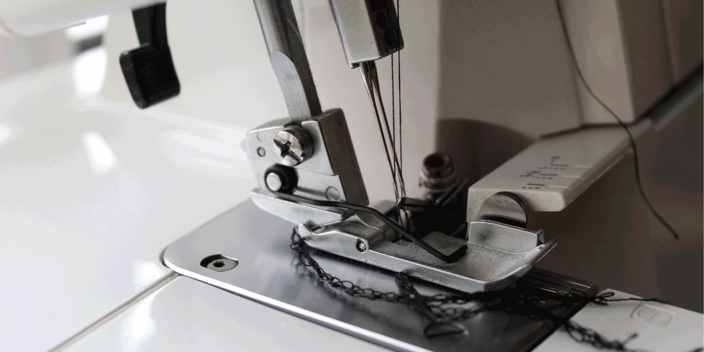 how to replace a sewing machine needle