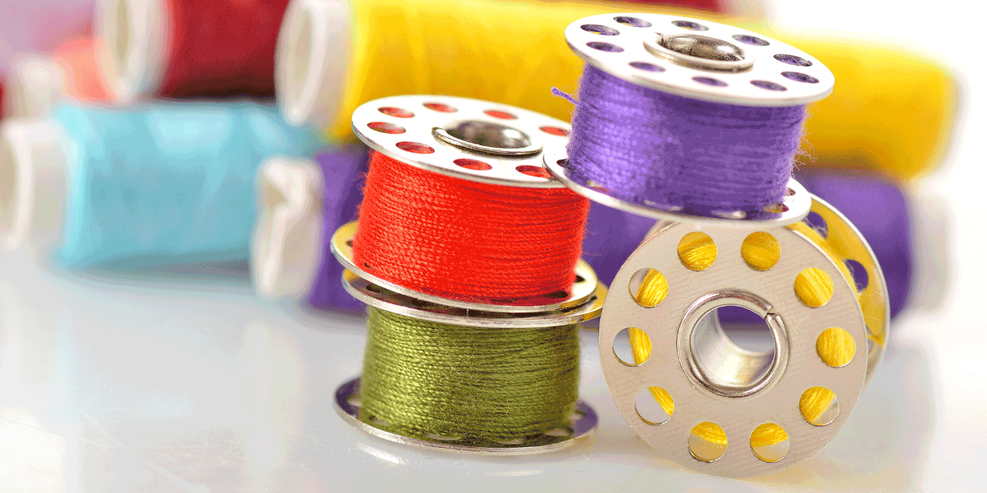 how to thread a singer sewing machine bobbin