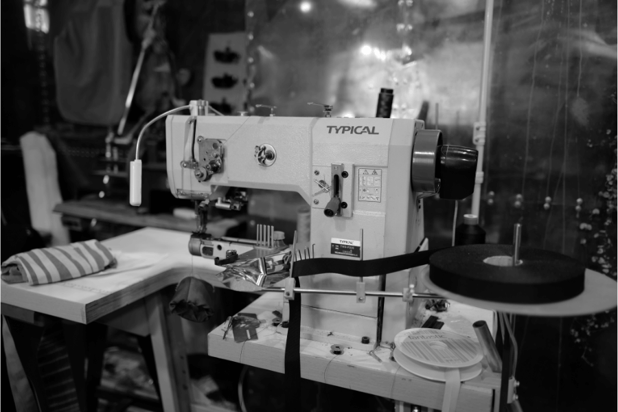 my singer sewing machine is locked up