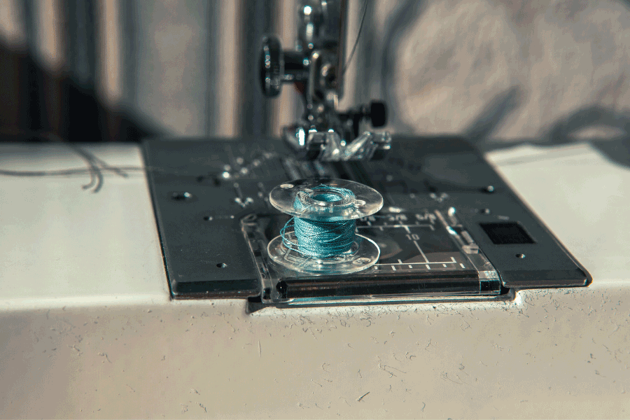 needle hitting bobbin case