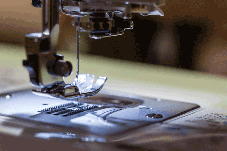 how to change needle of sewing machine