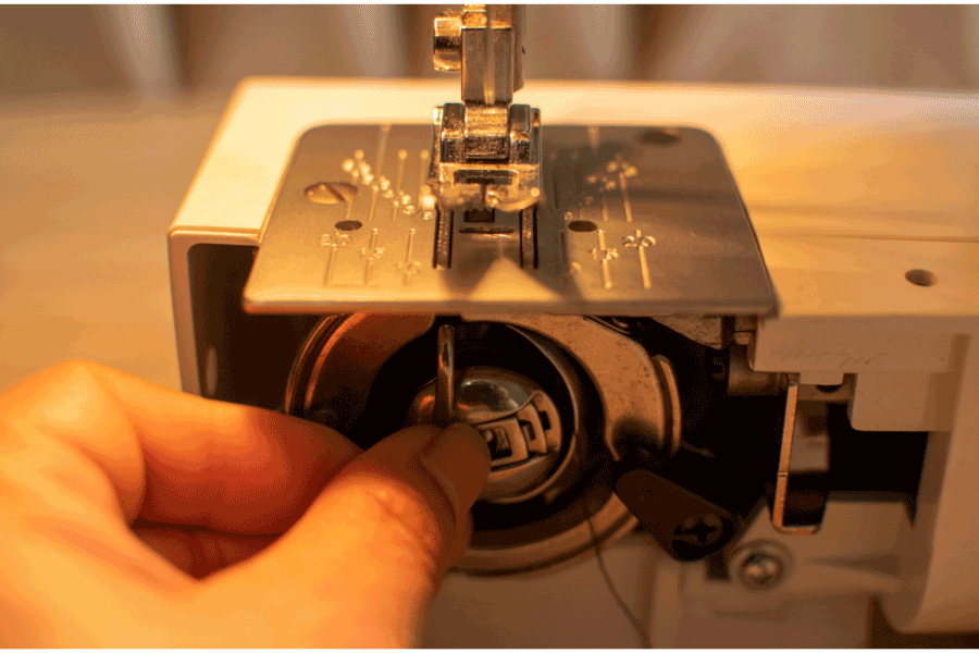 sewing machine bottom thread not catching