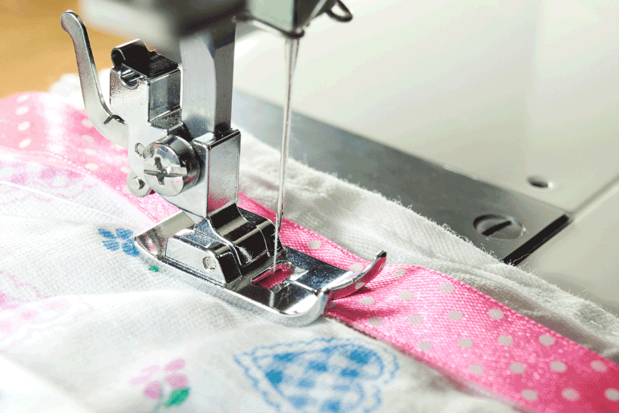 sewing machine keeps breaking thread