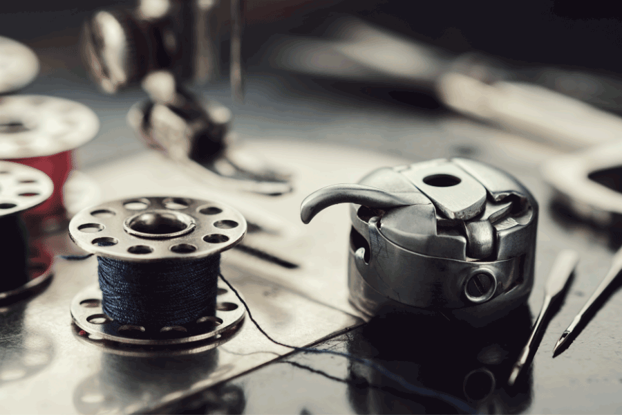 singer bobbin case problems