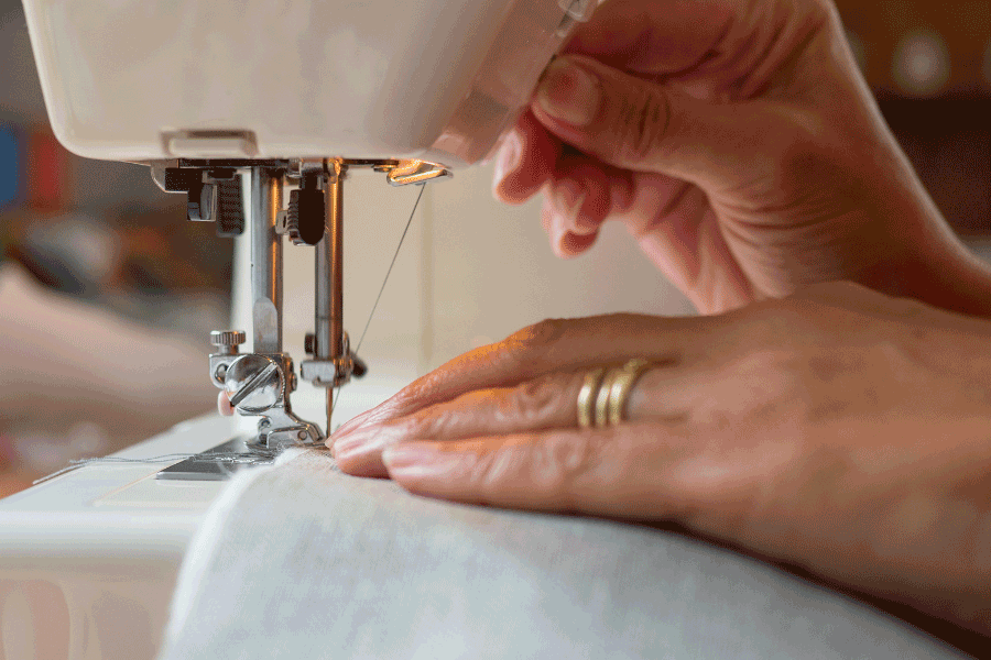 straight stitching machine