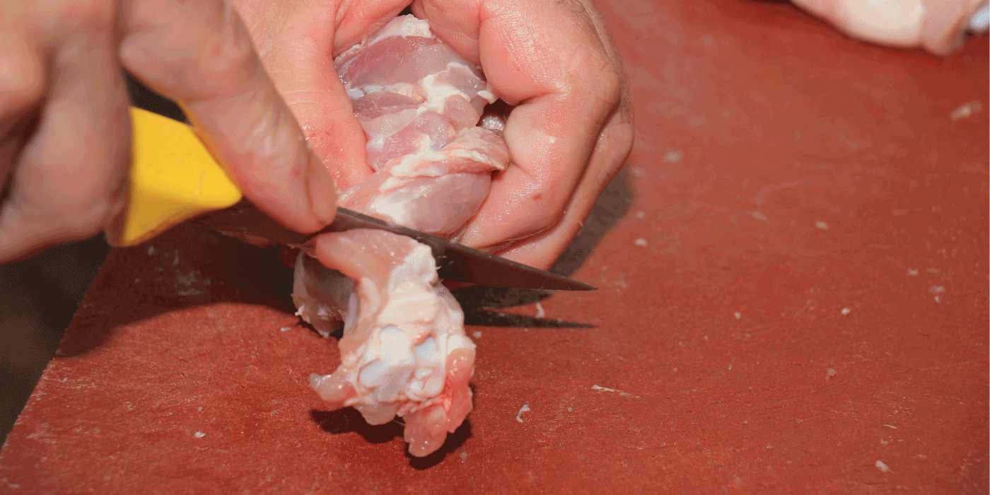 how do you cut chicken bones with a knife