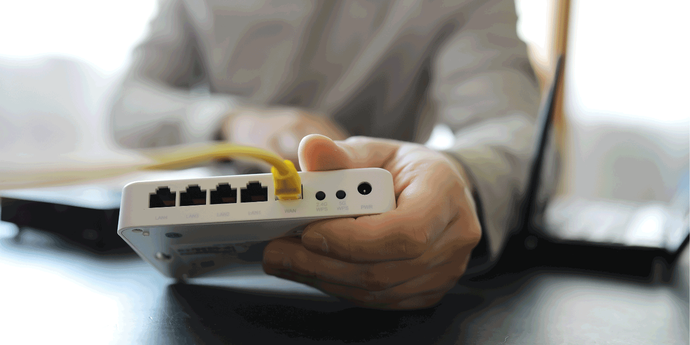 how do you hook up a router box
