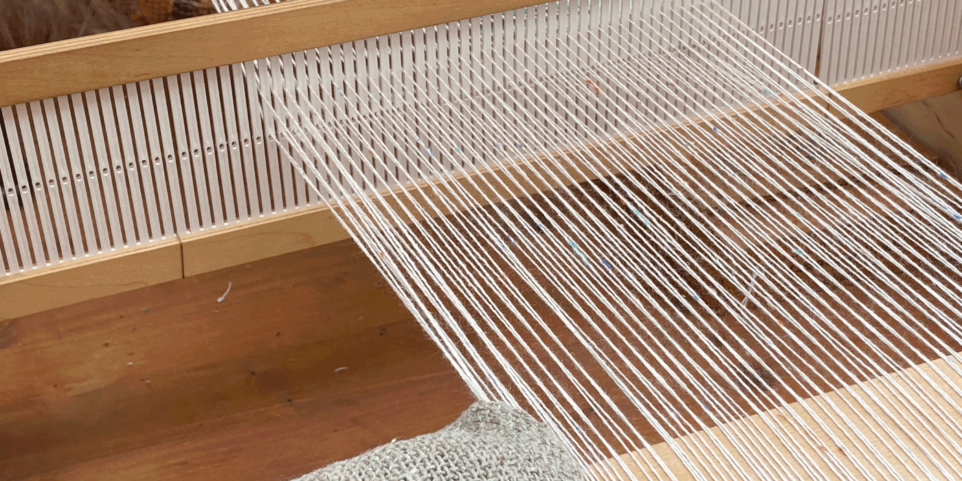 how do you make a scarf for a beginner loom