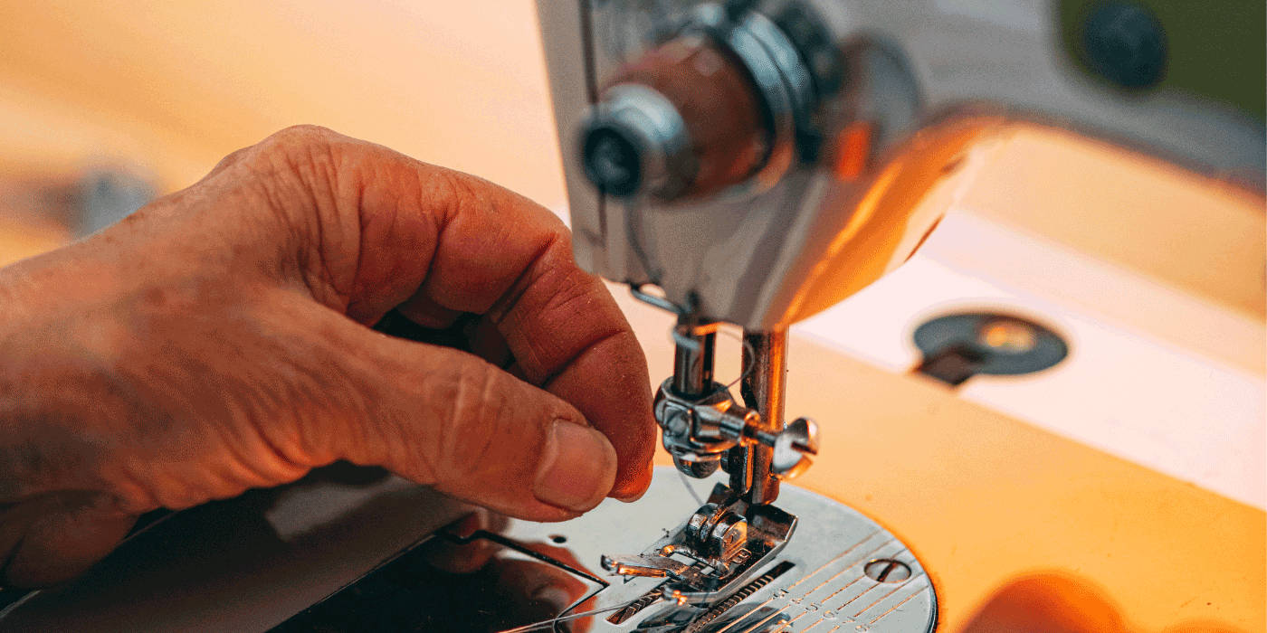 how do you thread a needle on a juki sewing machine