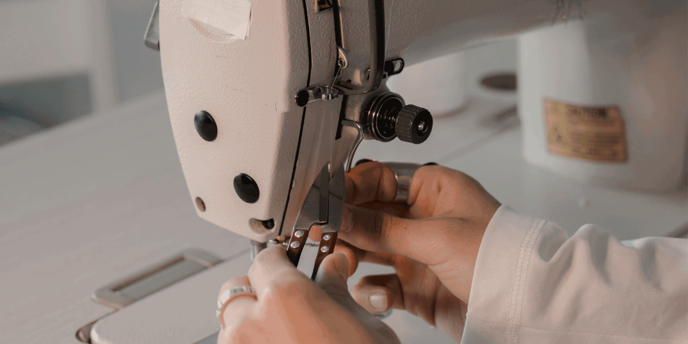how do you time a singer industrial sewing machine