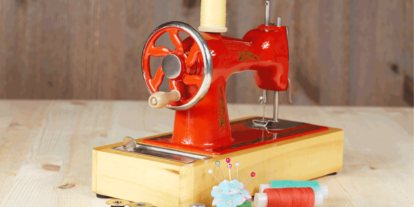 how do you use a manual sewing machine for beginners