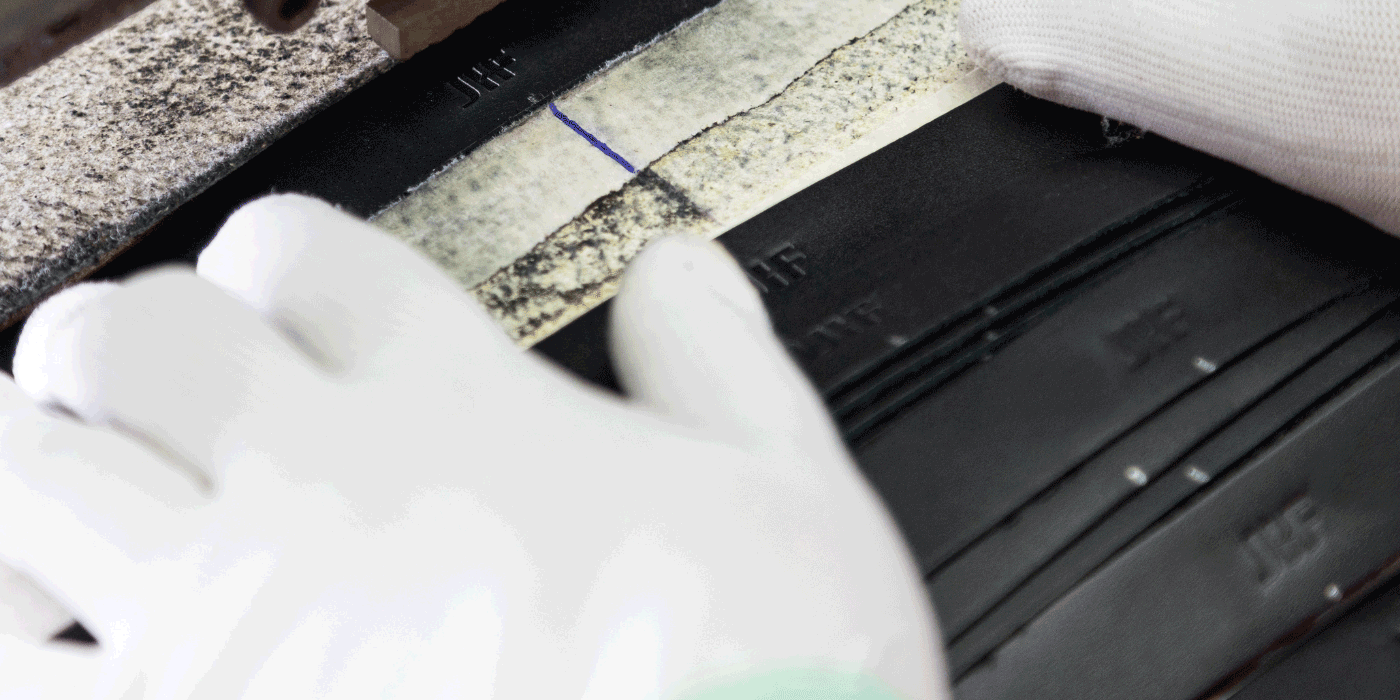 how do you use an embosser tool