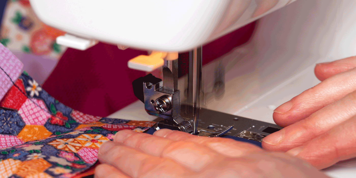how to choose the best sewing machine for cosplay