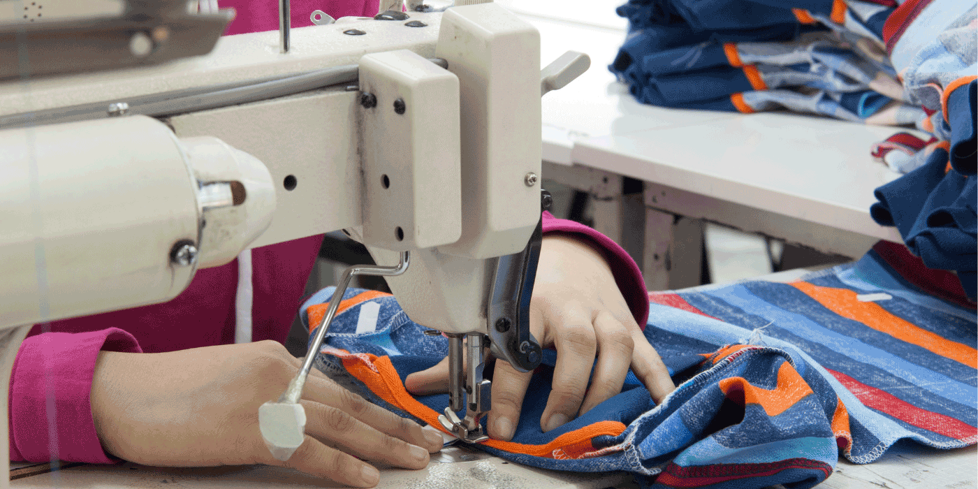 how to unlock industrial sewing machine