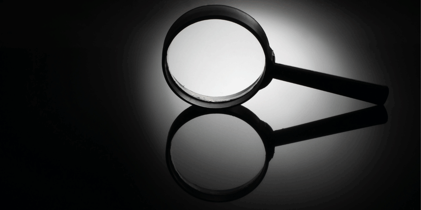 magnifying glass with light