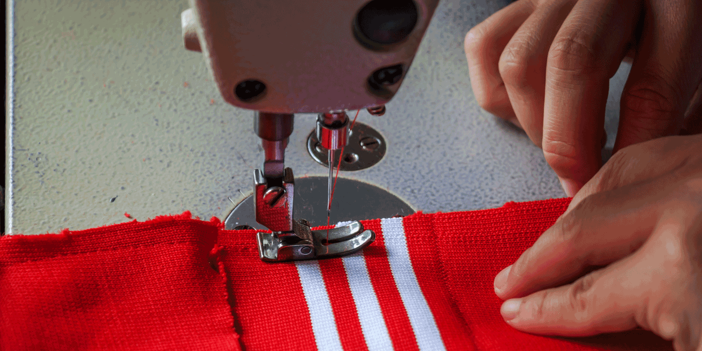 how do you use a heavy fabrics on a sewing machine