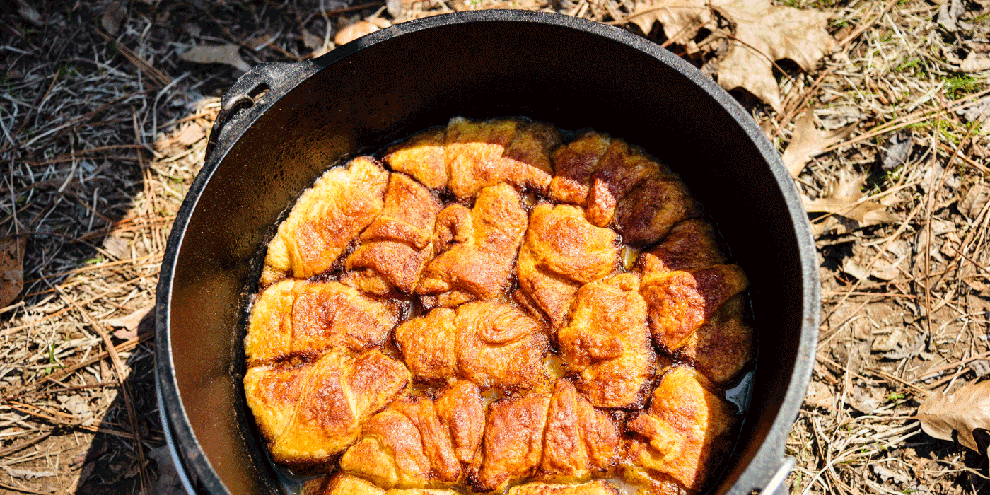 dutch oven apple crisp