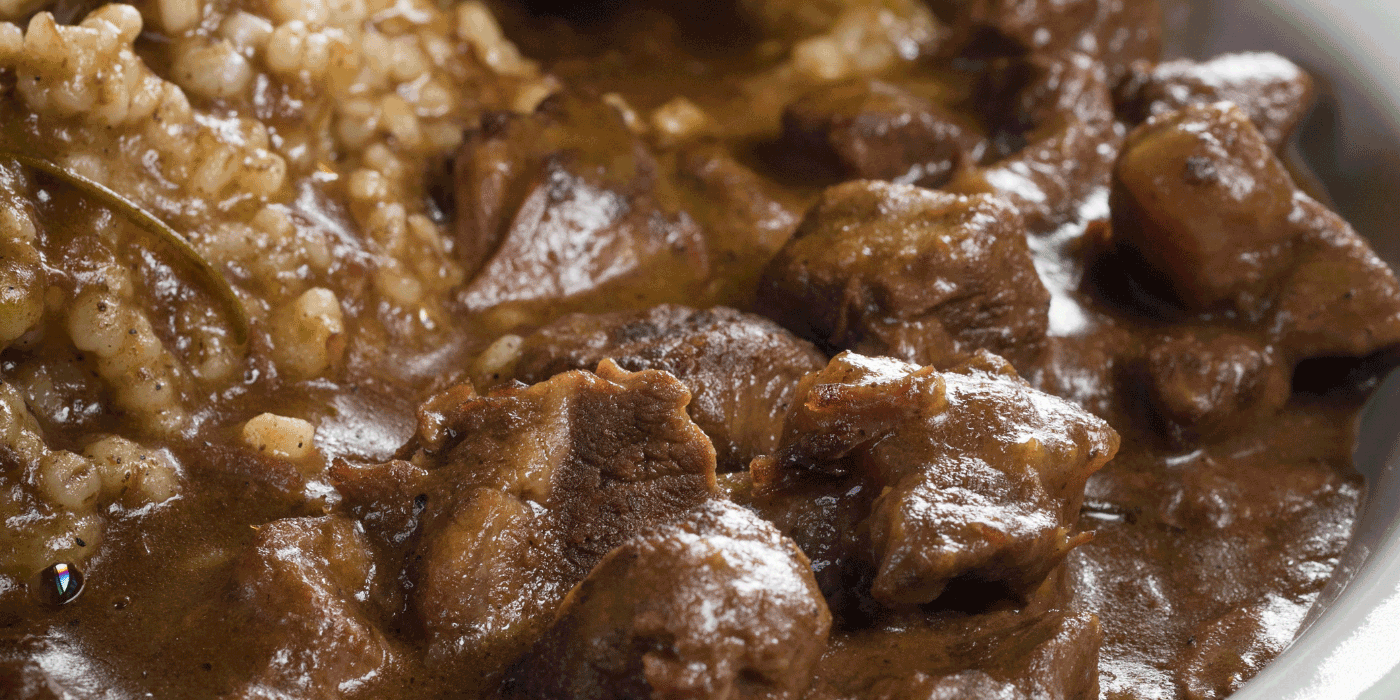 dutch oven beef and barley stew
