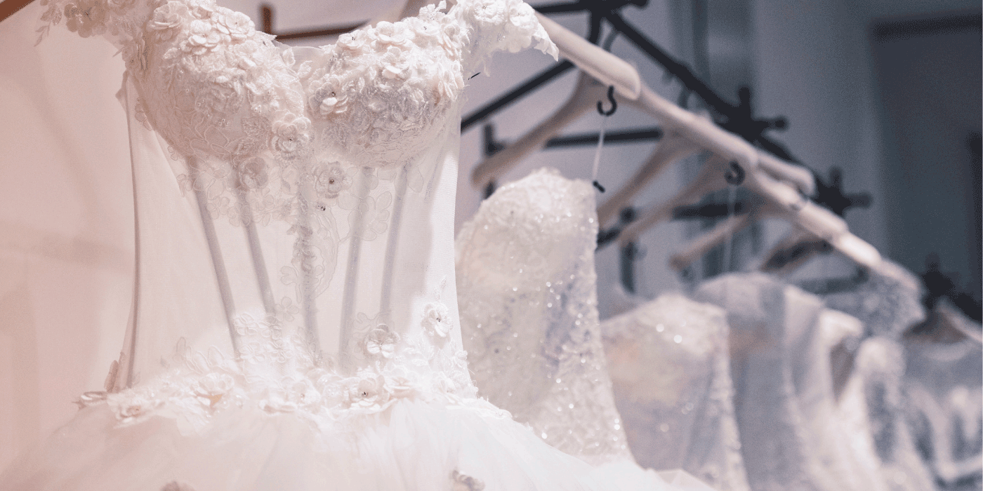how long does it take to steam a wedding dress