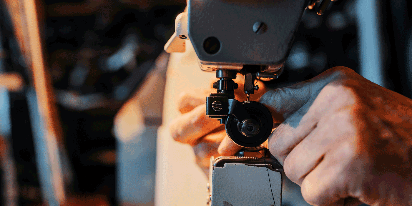 how to make a simple sewing machine