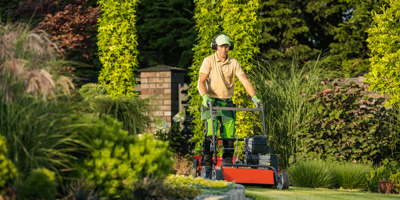 best lawn sweeper for leaves